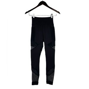Lululemon High Waisted Mesh Tights/ Leggings Size 4